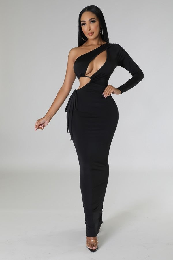 Pressure Maxi (black)Available for Pre-Order Ships On or Before 1/17/25