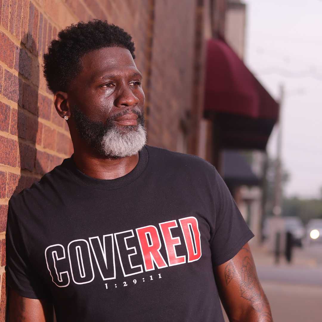Covered J:29:11 Statement Tee (Blk)